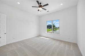 8725 Acorn Avenue - Photo 14