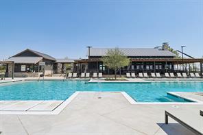 8725 Acorn Avenue - Photo 2