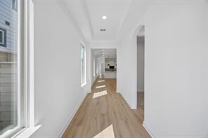 8725 Acorn Avenue - Photo 5