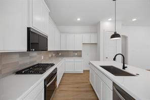 8725 Acorn Avenue - Photo 7