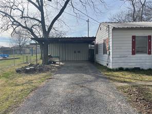 406 S Austin Street - Photo 3