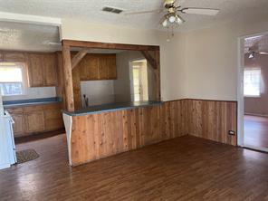 406 S Austin Street - Photo 7