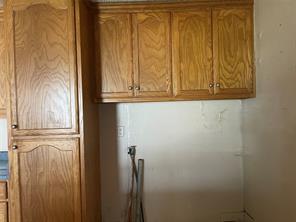 406 S Austin Street - Photo 8