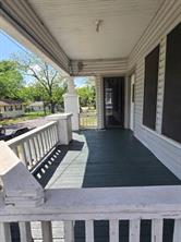 215 Bell Street - Photo 5