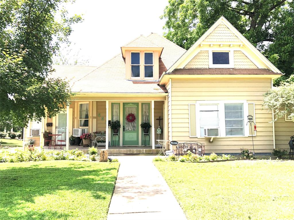 401 Sam Rayburn Drive - Photo 1