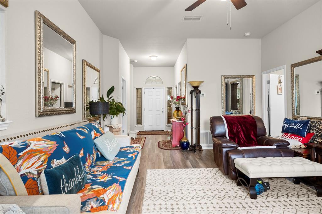 2513 Petersburg Lane - Photo 4