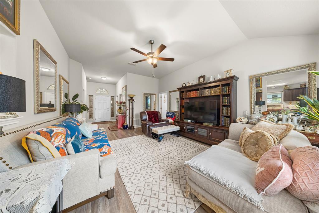 2513 Petersburg Lane - Photo 5