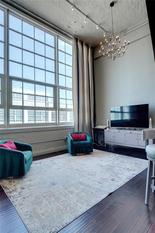 2600 W 7th Street - Photo 6