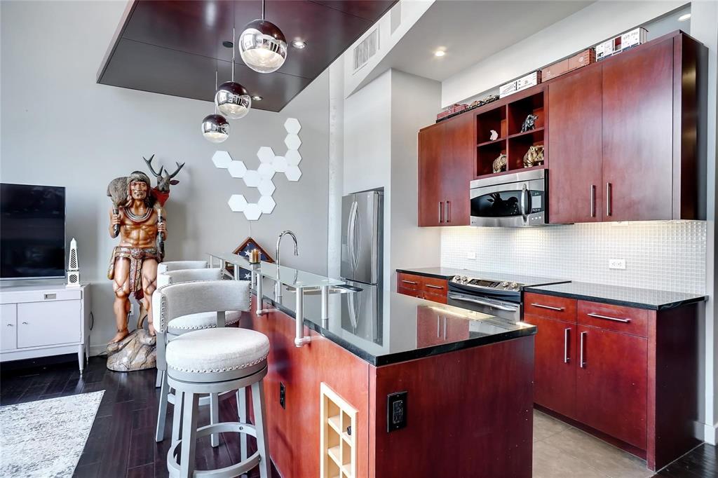 2600 W 7th Street - Photo 8