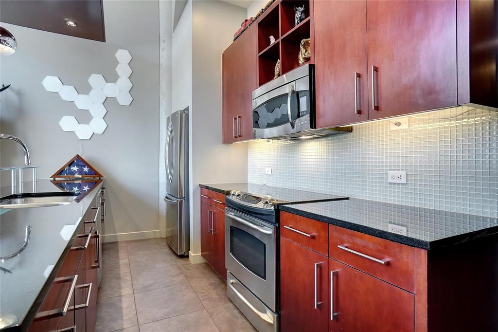 2600 W 7th Street - Photo 9