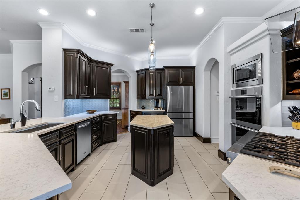 3305 Clubview Drive - Photo 11