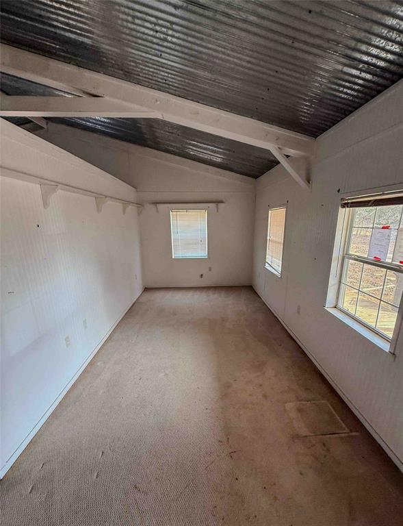 1007 Private Road 2002 - Photo 20