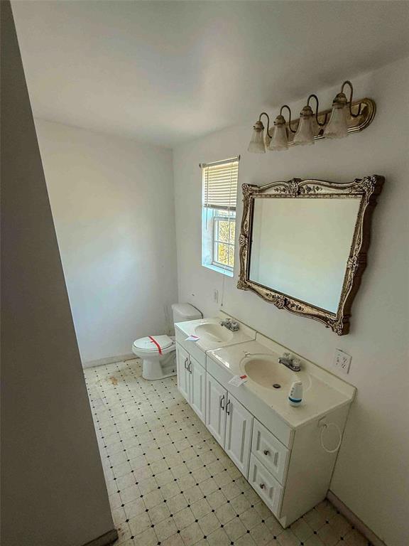 1007 Private Road 2002 - Photo 24