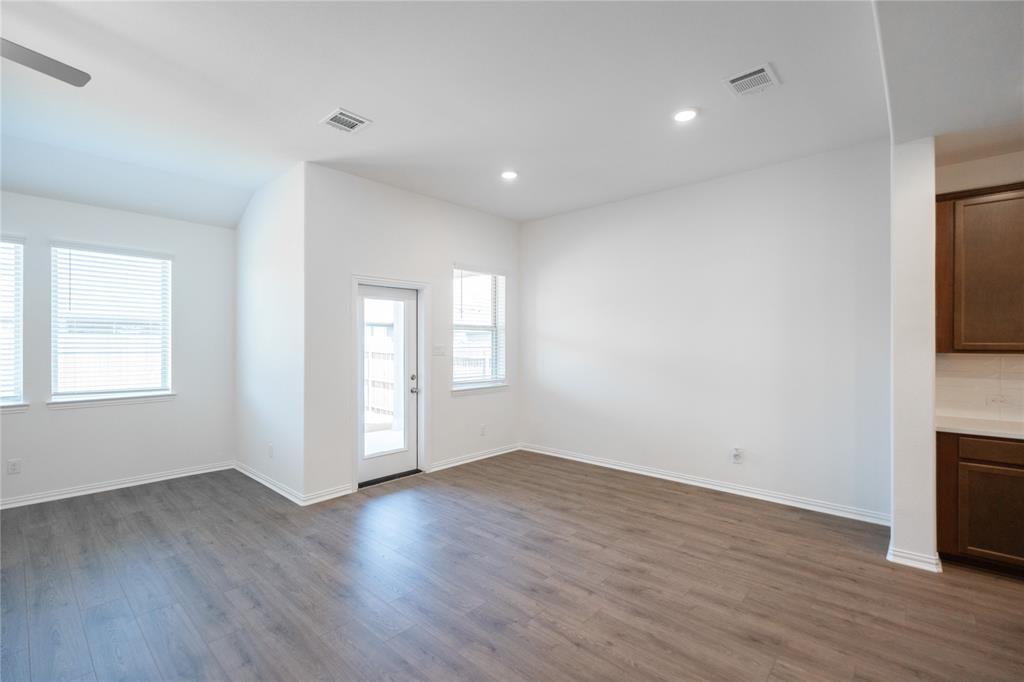 5309 Locke Drive - Photo 6