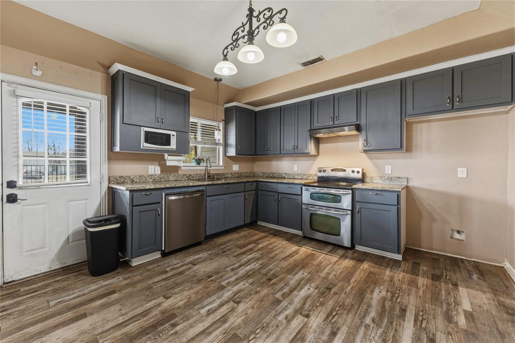 110 Reese Street - Photo 11