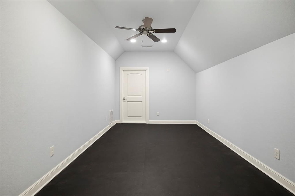 7001 Oakmont Terrace - Photo 35