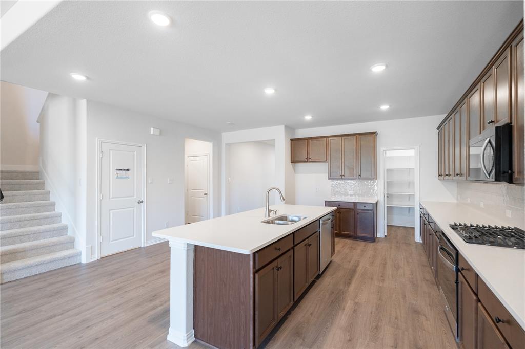 821 Cayden Drive - Photo 5