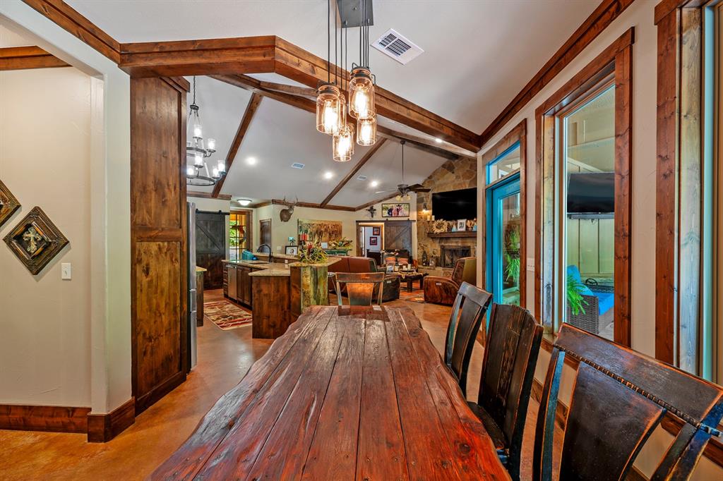 1011 Red Road - Photo 11