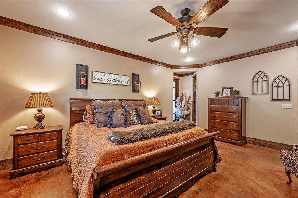 1011 Red Road - Photo 15