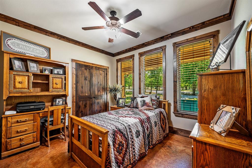 1011 Red Road - Photo 19
