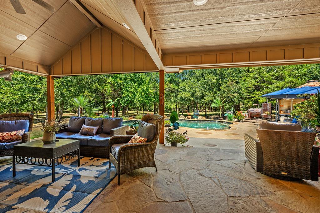 1011 Red Road - Photo 25