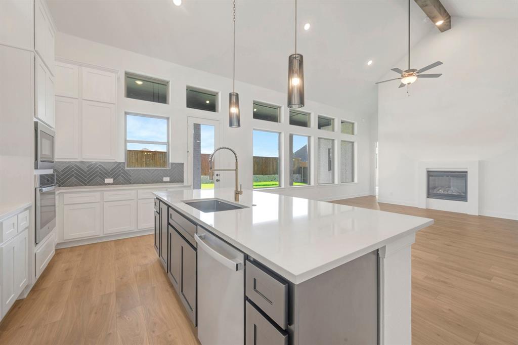 1203 Barbazzano Drive - Photo 15
