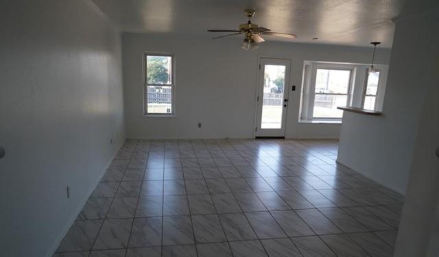 401 James Loop - Photo 15