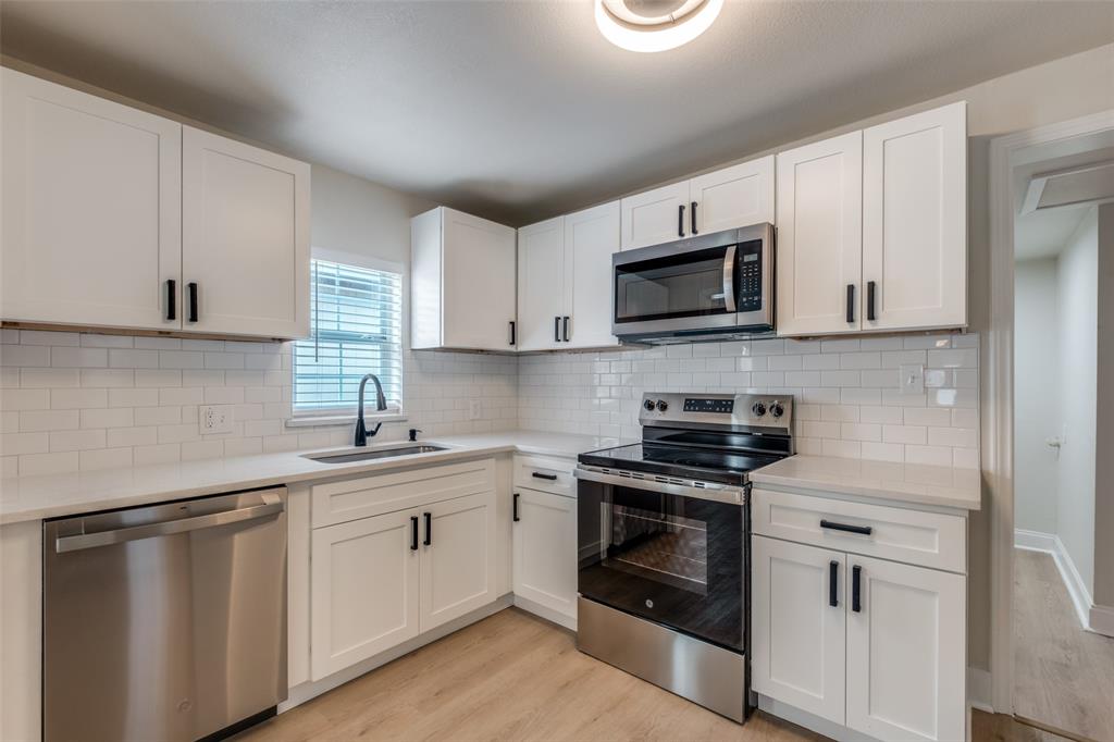 2415 Dathe Street - Photo 11
