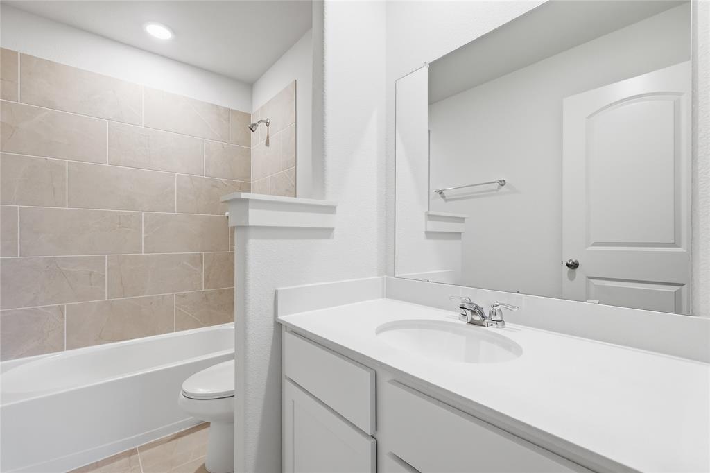 1568 Forge Pond Lane - Photo 32