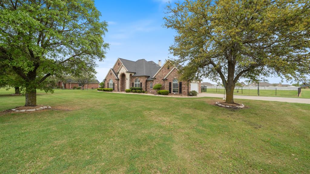8789 Colonial Drive - Photo 1