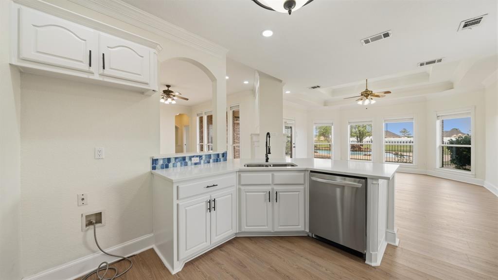8789 Colonial Drive - Photo 28