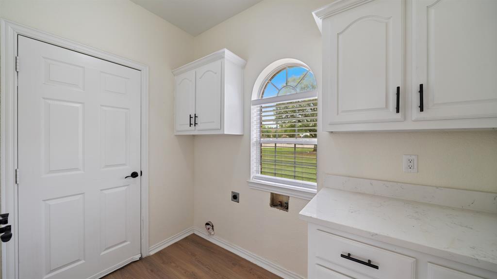 8789 Colonial Drive - Photo 29