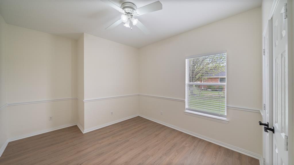 8789 Colonial Drive - Photo 3
