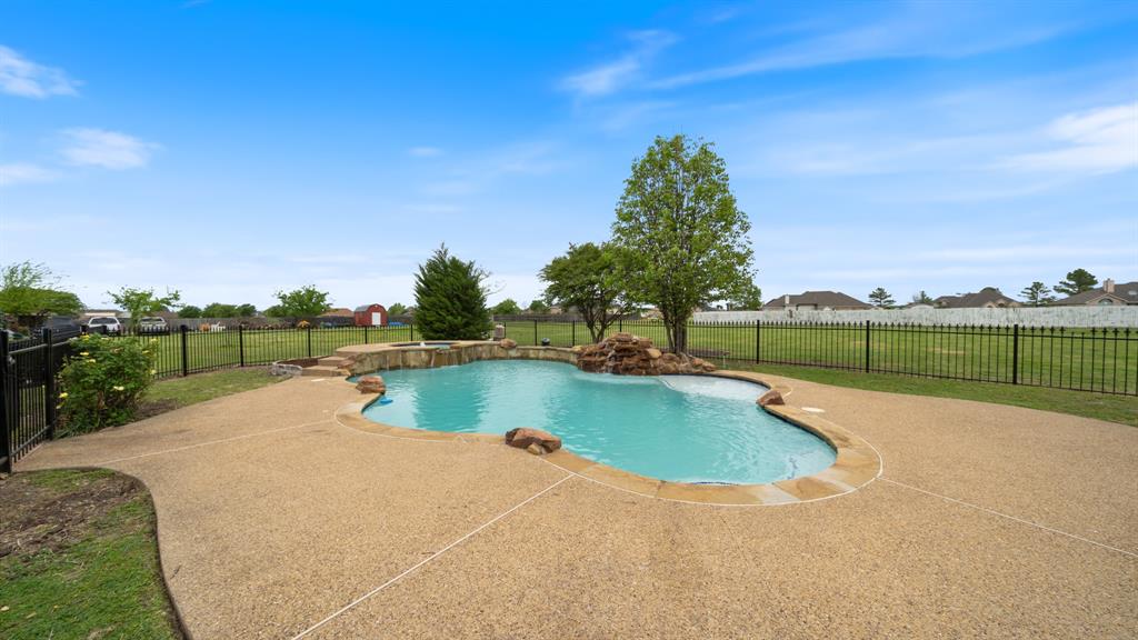 8789 Colonial Drive - Photo 35