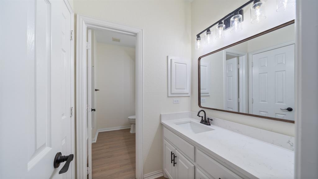8789 Colonial Drive - Photo 5