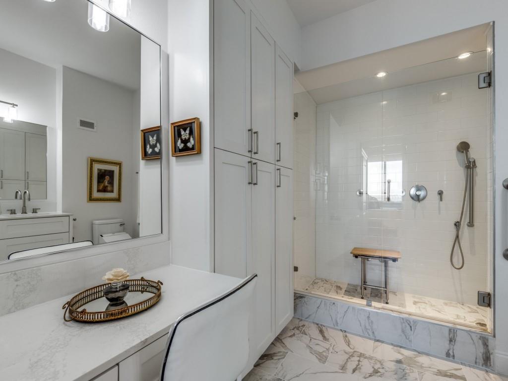 5200 Keller Springs Road - Photo 15