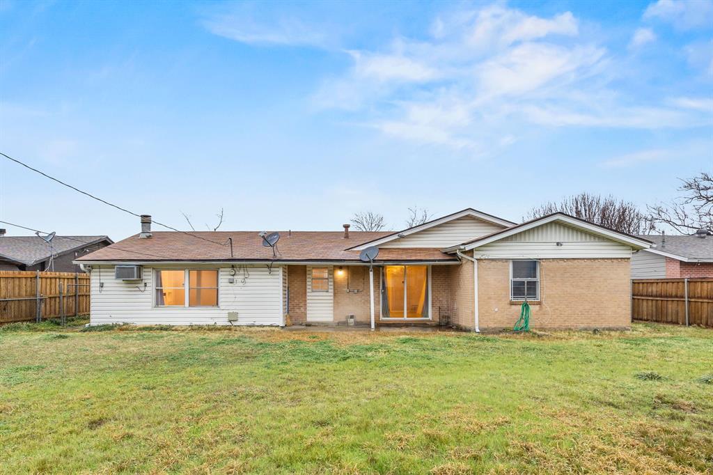 2438 Lasalle Drive - Photo 25