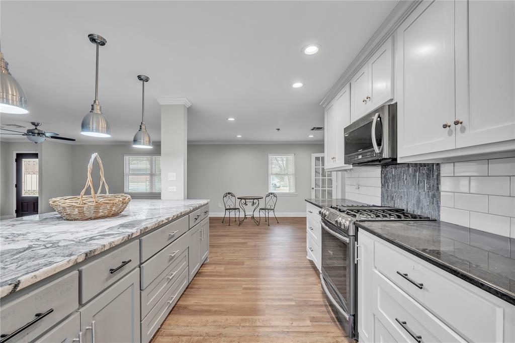 801 Arliss Drive - Photo 9