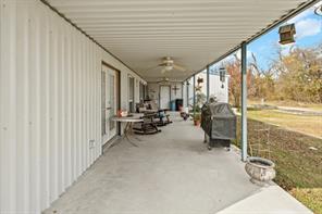 4861 E Highway 199 - Photo 31