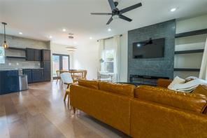 1904 N 17th - Photo 4