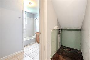 2457 Glenfield Avenue - Photo 25