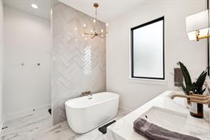 1100 Creekview Cove - Photo 13