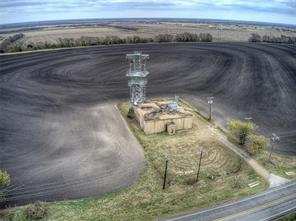 550 S FM 1138 - Photo 2