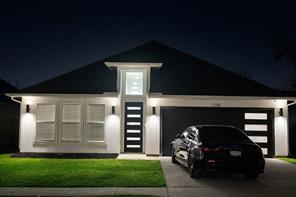 1706 Kraft Street - Photo 2