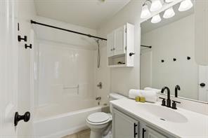 1425 Devonshire Drive - Photo 10