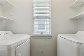 1425 Devonshire Drive - Photo 7