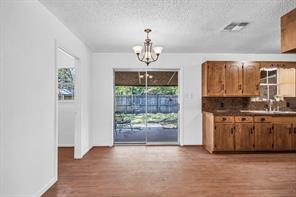 815 N Bledsoe Street - Photo 10