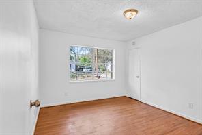 815 N Bledsoe Street - Photo 17