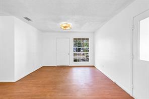 815 N Bledsoe Street - Photo 21