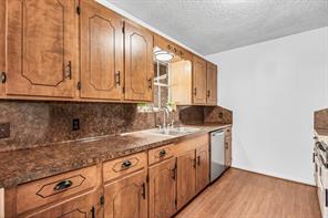 815 N Bledsoe Street - Photo 9